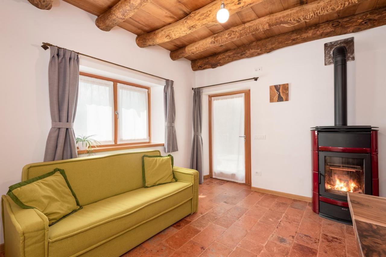 La Torre Del Manghen: Agri-Alloggio Indipendente Rota d'Imagna Exterior photo