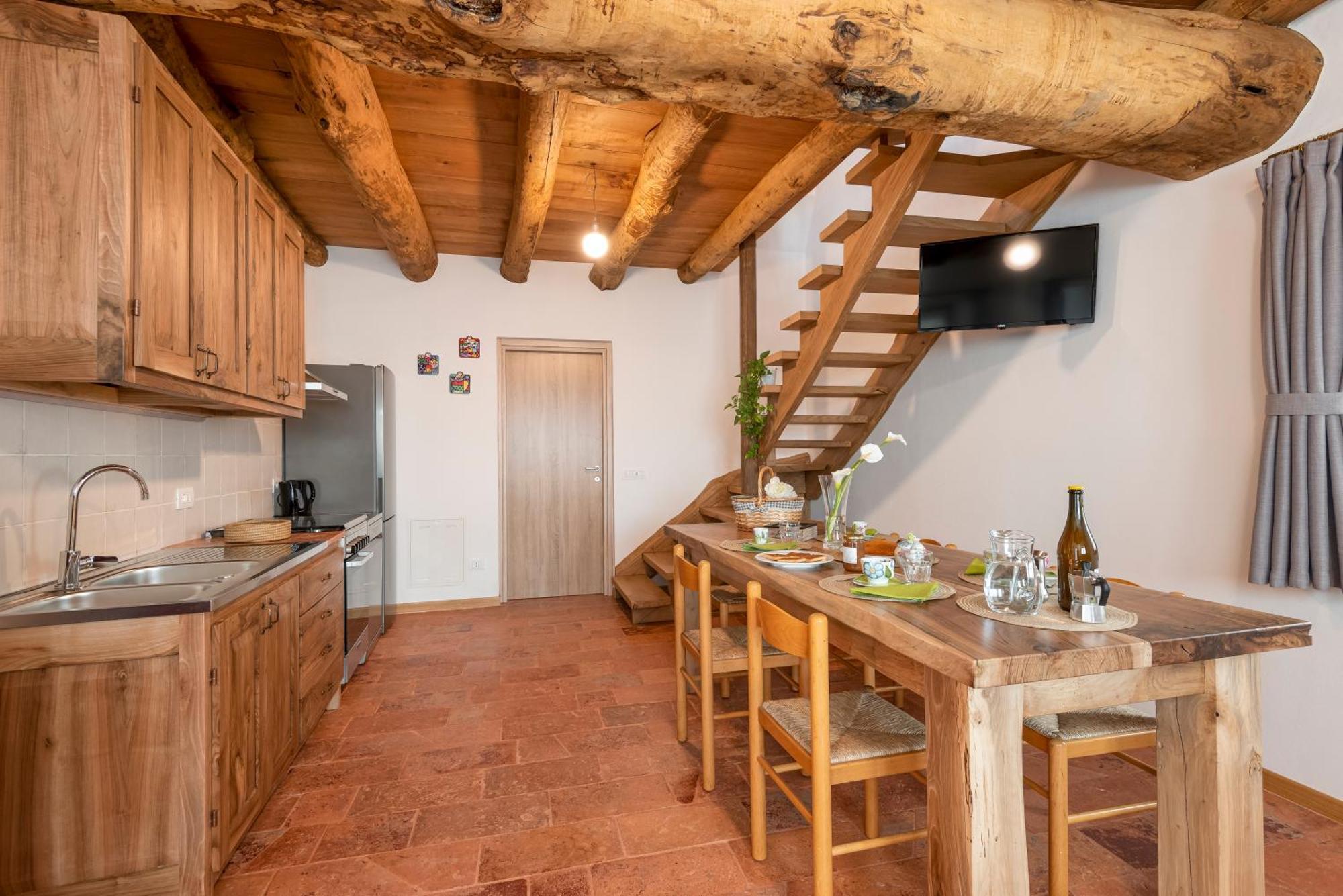 La Torre Del Manghen: Agri-Alloggio Indipendente Rota d'Imagna Exterior photo